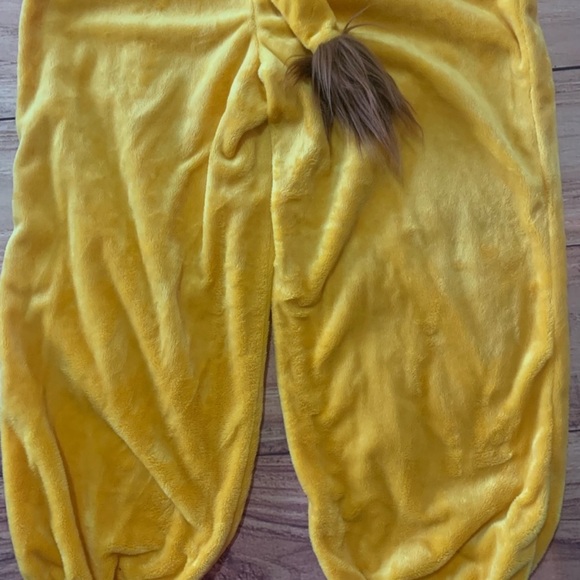 Disney Store Simba The Lion King costume boy size 5 - Picture 5 of 9